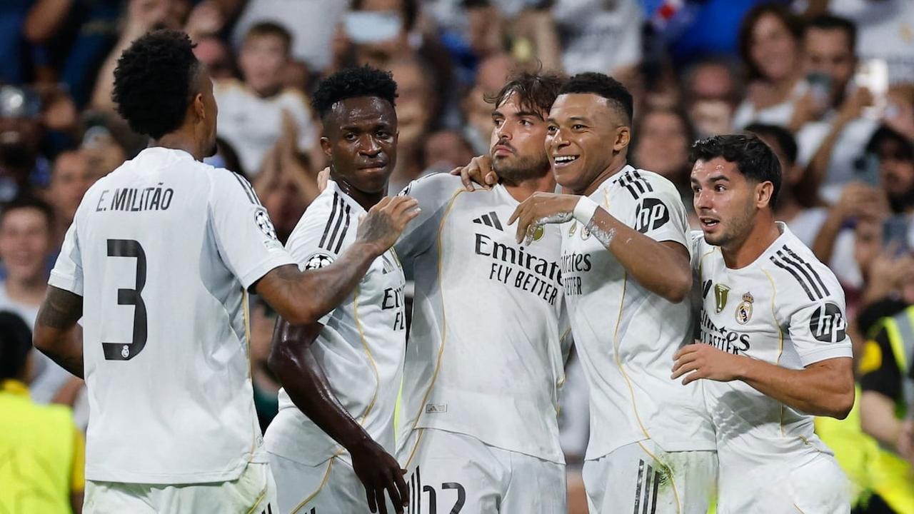 詹姆斯再次拒绝刷数据！他提前打卡！31分9篮板10助攻！